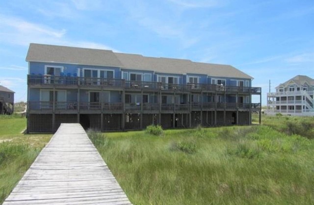 Seas-The-Day has beautiful views of the Pamlico Sound!