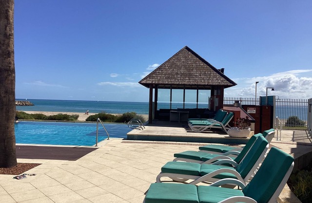 Seashells MandurahnTown Beach Villa with infinity pool, spa and BBQ facilities.