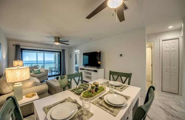 Seaside 509 - Beautiful Beach Front Condo