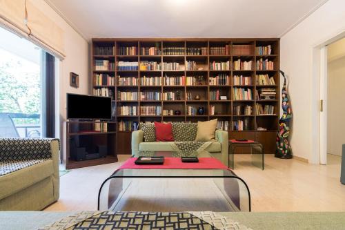 Seaside Apartment in Palaio Faliro
