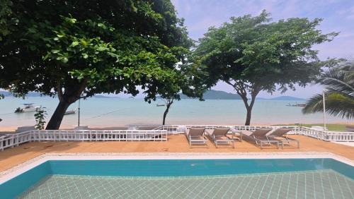 Seaside Bliss Beach Villa Rawai