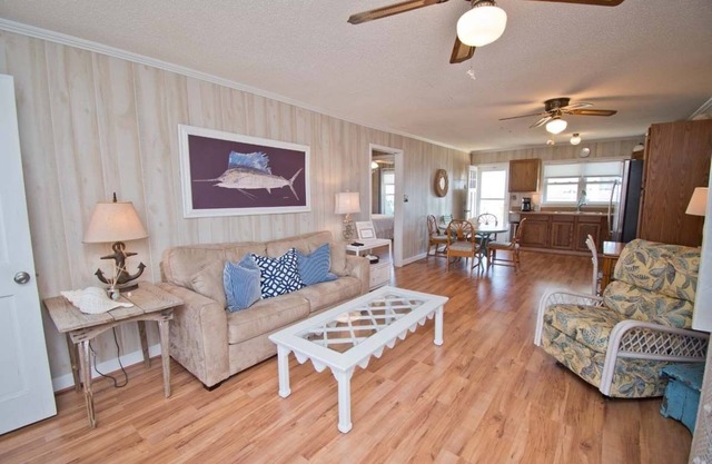 Seaside Cottage, Soundfront House in Beaufort, NC