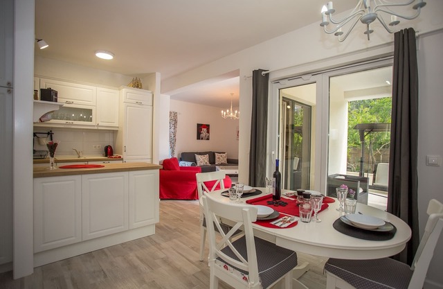 Seaside holiday house Mali Ston, Pelješac (K-13443)