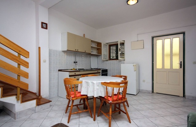 Seaside holiday house Murter (K-5092)
