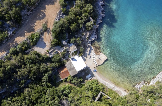 Seaside house for families with children Cove Pokrivenik, Hvar (K-12040)