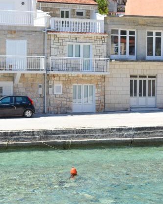 Seaside house for families with children Zavalatica, Korcula - 19045