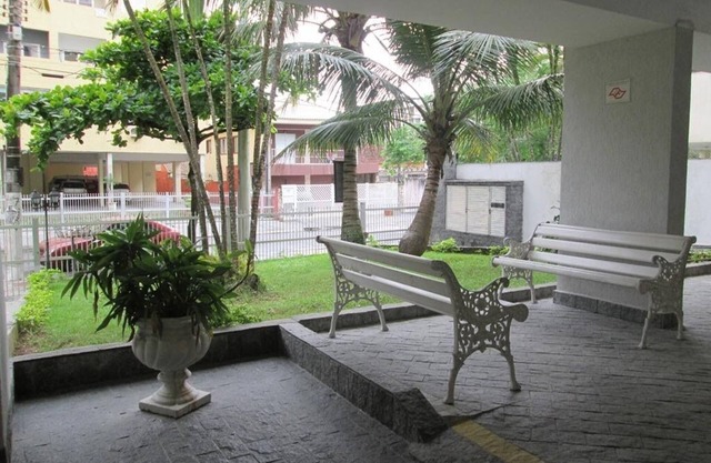 SEASONAL APT. GUARUJA ENSEADA - 1 BEDROOM/GARDEN-WI FI