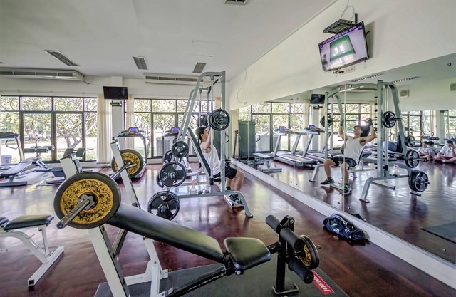 Seastar service apartment, house & hotel with view of golf course
