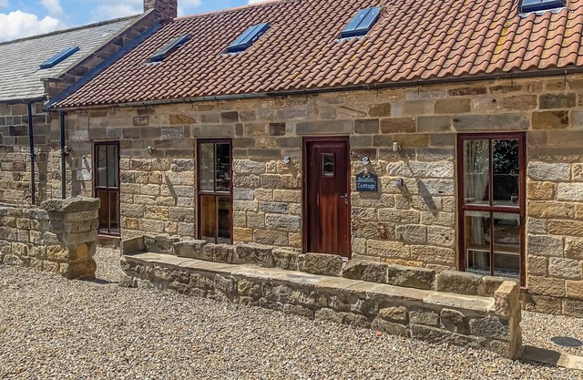 Seaton Cottage - UK31990
