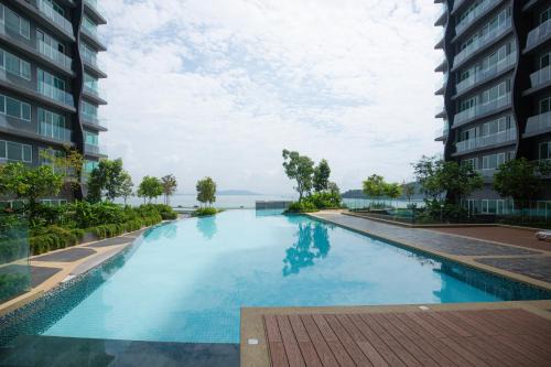 Seaview Vacation Home, 2mins Queensbay