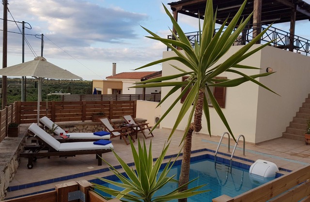 Seaview Villa with private pool and roof sitting area with bareque!