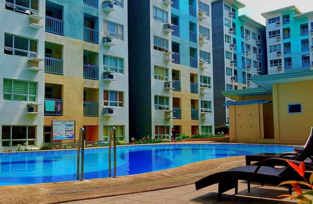 Seawind Condo 2 BR Facing Samal View