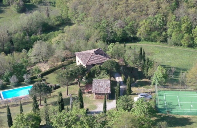 Secluded 17th century villa in 40 acres with pool, tennis court, truffle woods