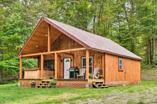 Secluded 2br Cabin W Hot Tub, Pond, Trails, Wifi