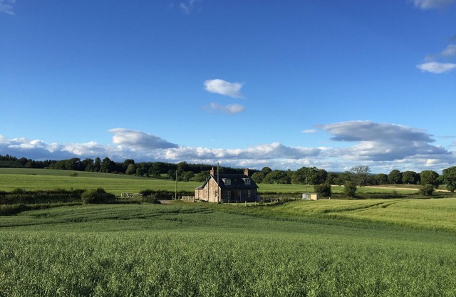 Secluded Cottage in Idyllic Rural Location surrounded by beautiful countryside