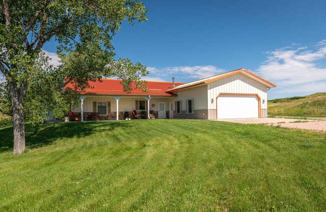 Secluded handicapped accessible 3 bedroom home near Rapid City, SD