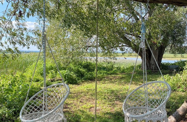Secluded Lakefront Cottage in Prince Edward County Ontario for rent.