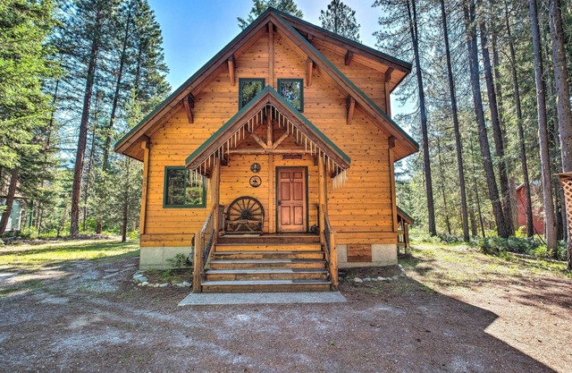 Secluded Leavenworth Cabin on Chiwawa River!