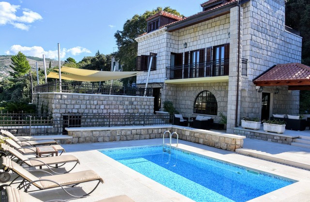 Secluded Luxury Villa in Dubrovnik with private heated pool - Villa Franica