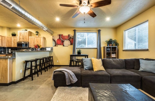 Secluded Nampa Idaho Home, Near Shopping