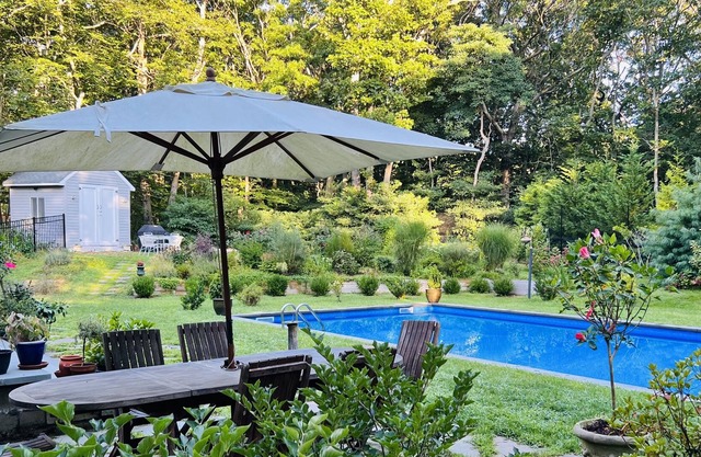 Secluded North Fork House with private pool