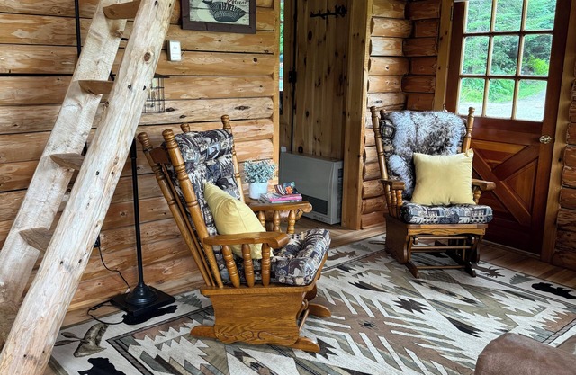 Secluded off grid retreat on a sustainable farm in the White Mountains.