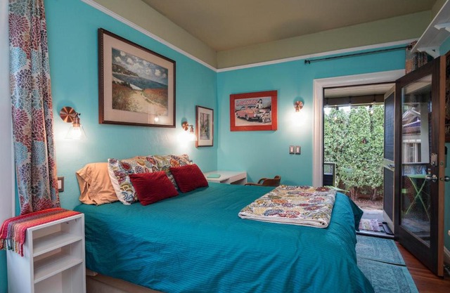Secluded Patio Suite Right By All The Action