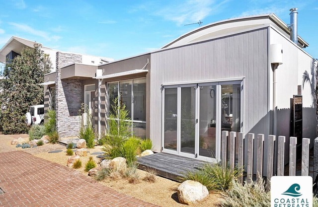 Seclusion in The Crescent