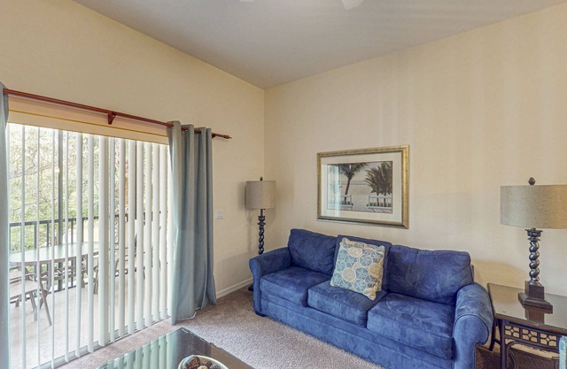 Second floor condo w/balcony, basketball court, gym, tennis court, sauna