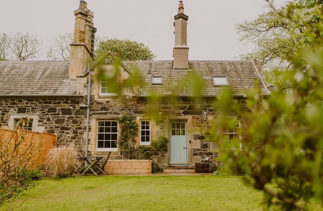 Secret Garden: Ultra-Luxe Lodge on Seaside Estate