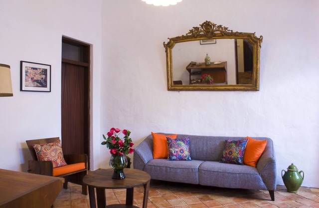 Secular mediterranean house