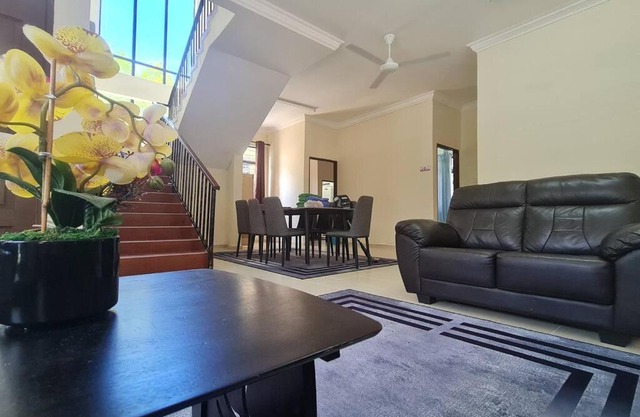 Sejati Homestay (Corner Lot)