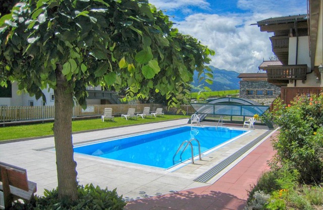 Select Top 10 - by Alpen Apartments