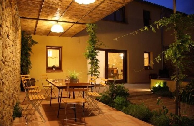Self catering Ca l´Helena for 8 people.