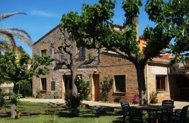 Self catering Can Brancós for 15 people