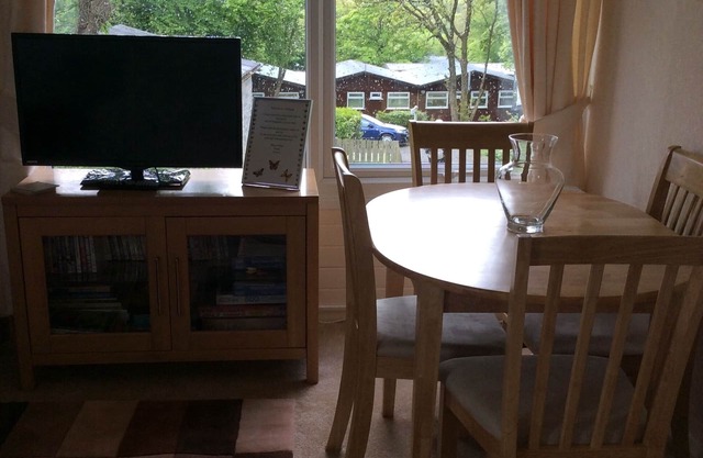 Self Catered chalet, Family & Pet friendly.Woodlands
