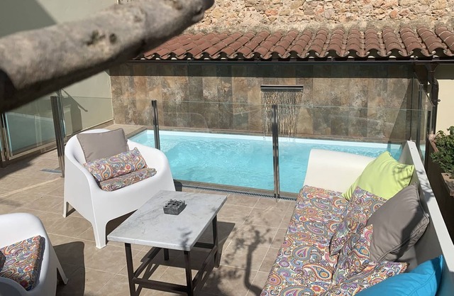 Self catering Can Cabaño for 8 people