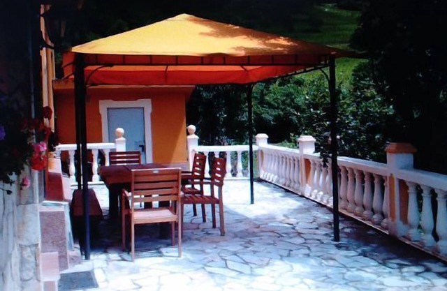 Self catering cottage La Viesca for 6 people