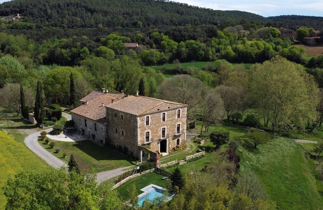 Self catering Mas Riera for 8 people including children