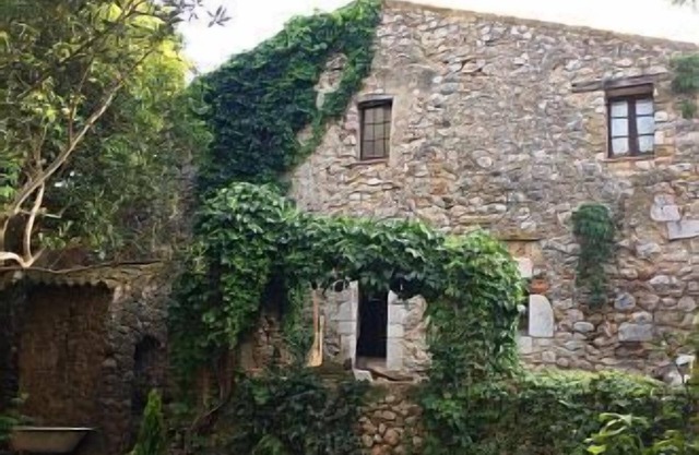 Self catering masia la capsa de Llum for 16 people