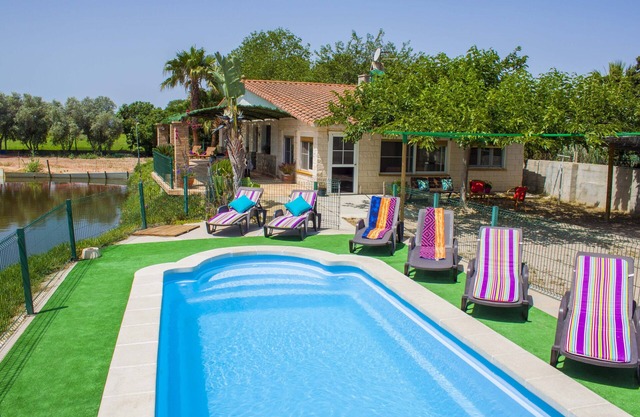Self catering Paradise Ebro for 9 people