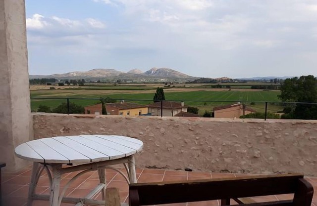 Self catering Turisme Rural Cal Pastor d'Albons for 5 people