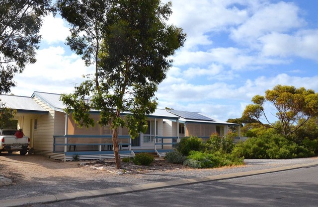Self-Contained Family Unit | Comfortable, Budget-Friendly Stay in Marion Bay