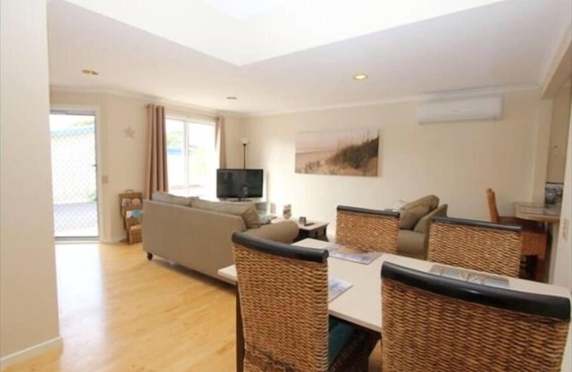 Self Contained Unit Close to the Beach