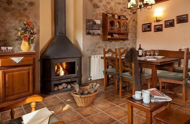 Self catering Mas la Batllia for 4 people