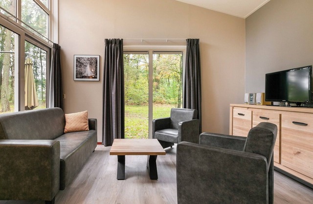 Semi-detached bungalow for 4 persons