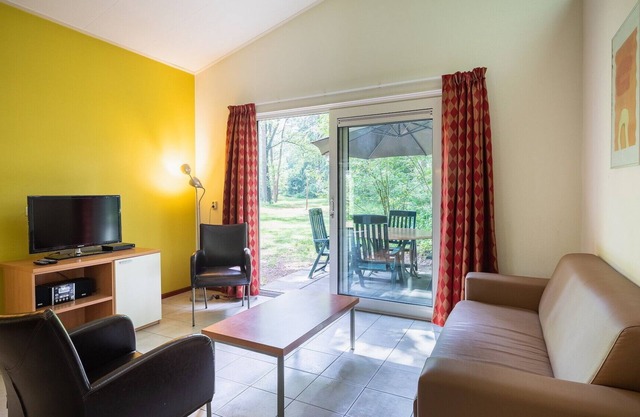 Semi-detached bungalow for 4 persons