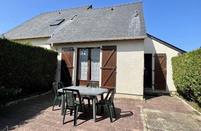 Semi-detached house
