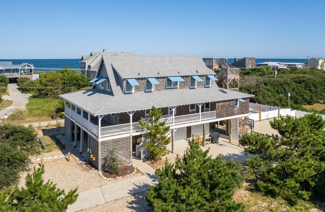 Semi-Oceanfront, Ocean Views, Private Pool, Close to Beach Access, SS5, Chez Shea