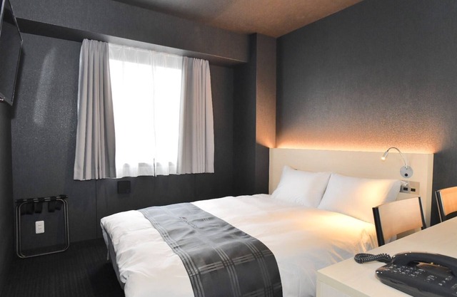 Semidouble Bed Rooms / Osaka Ōsaka
